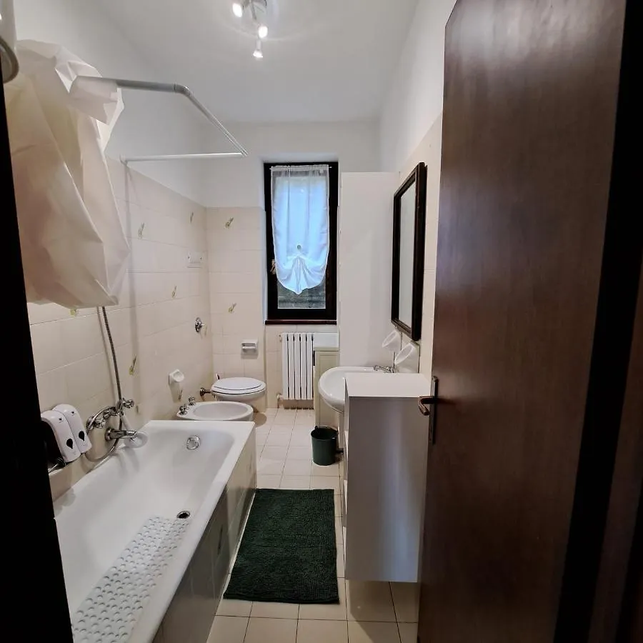 Appartamento La Casa Di Guia Perledo 0*,  Italia